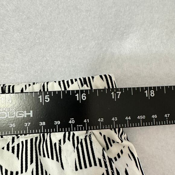 Lands End Floral Stripe Skirt Skort Black White Pull On Size 14 Tall - Picture 7 of 8